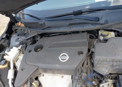 2015 Nissan Altima 2.5/2.5 S/2.5 Sl/2.5 Sv из США, поврежденный, VIN 1N4AL3AP2FC445720